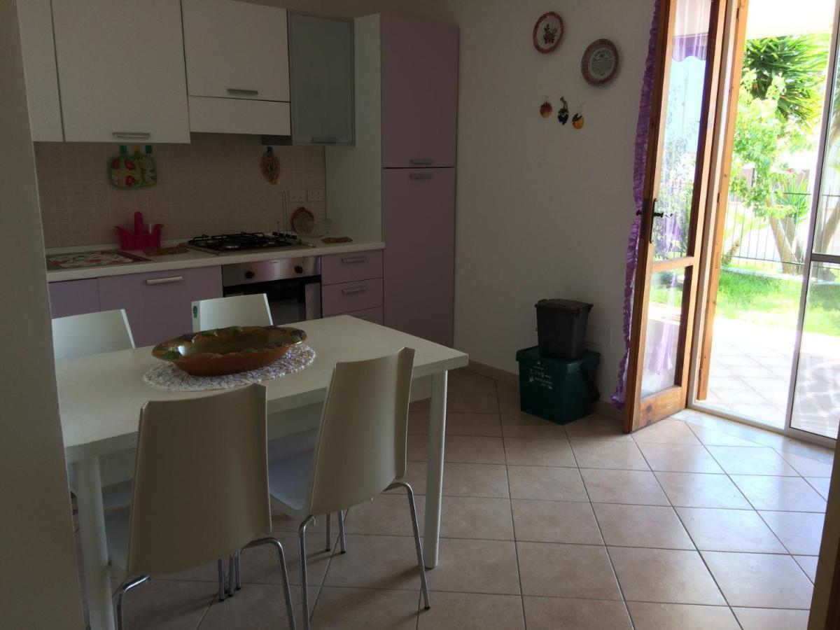Casa Vacanze La Tuia Castellabate Eksteriør billede