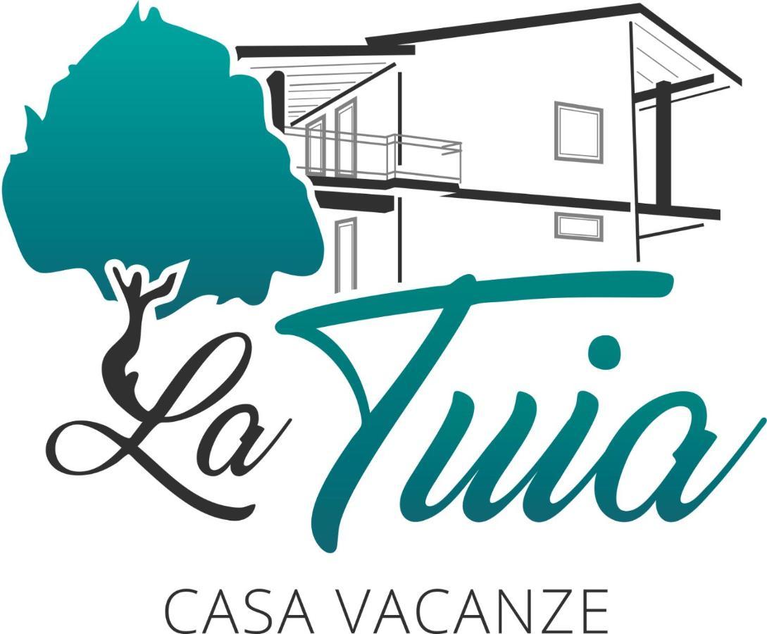 Casa Vacanze La Tuia Castellabate Eksteriør billede